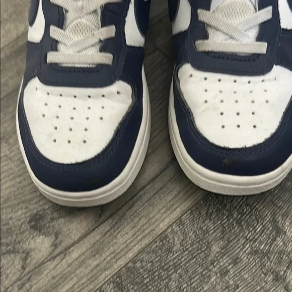 Nike Navy Blue and White Sneakers with High-Top Silhouette - Picture 5 of 8